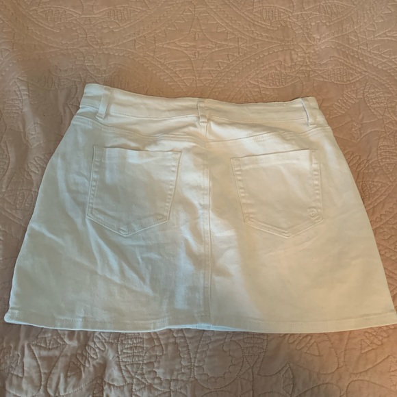 Jean Skirt - Picture 2 of 3